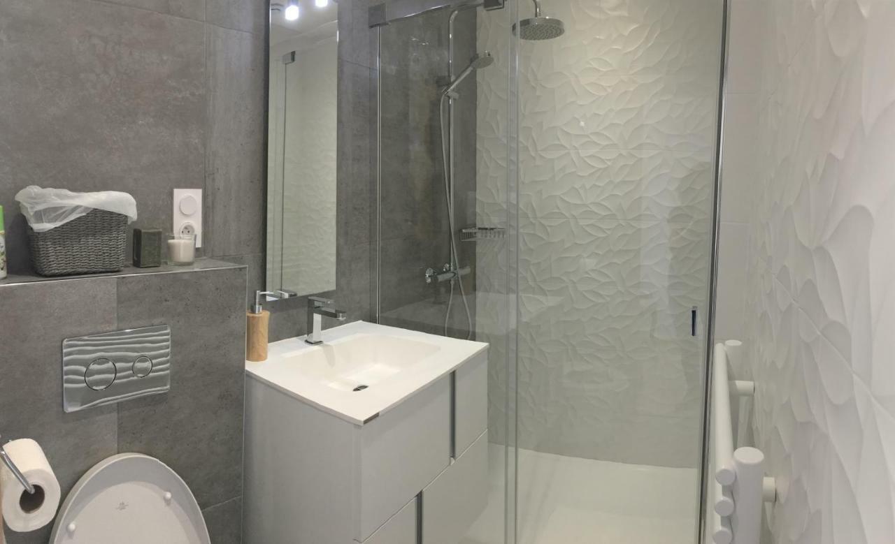 Bed and Breakfast Au Coeur De Nuits Экстерьер фото