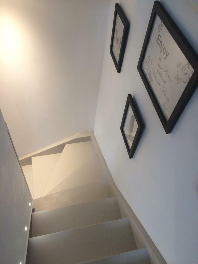 Bed and Breakfast Au Coeur De Nuits Экстерьер фото