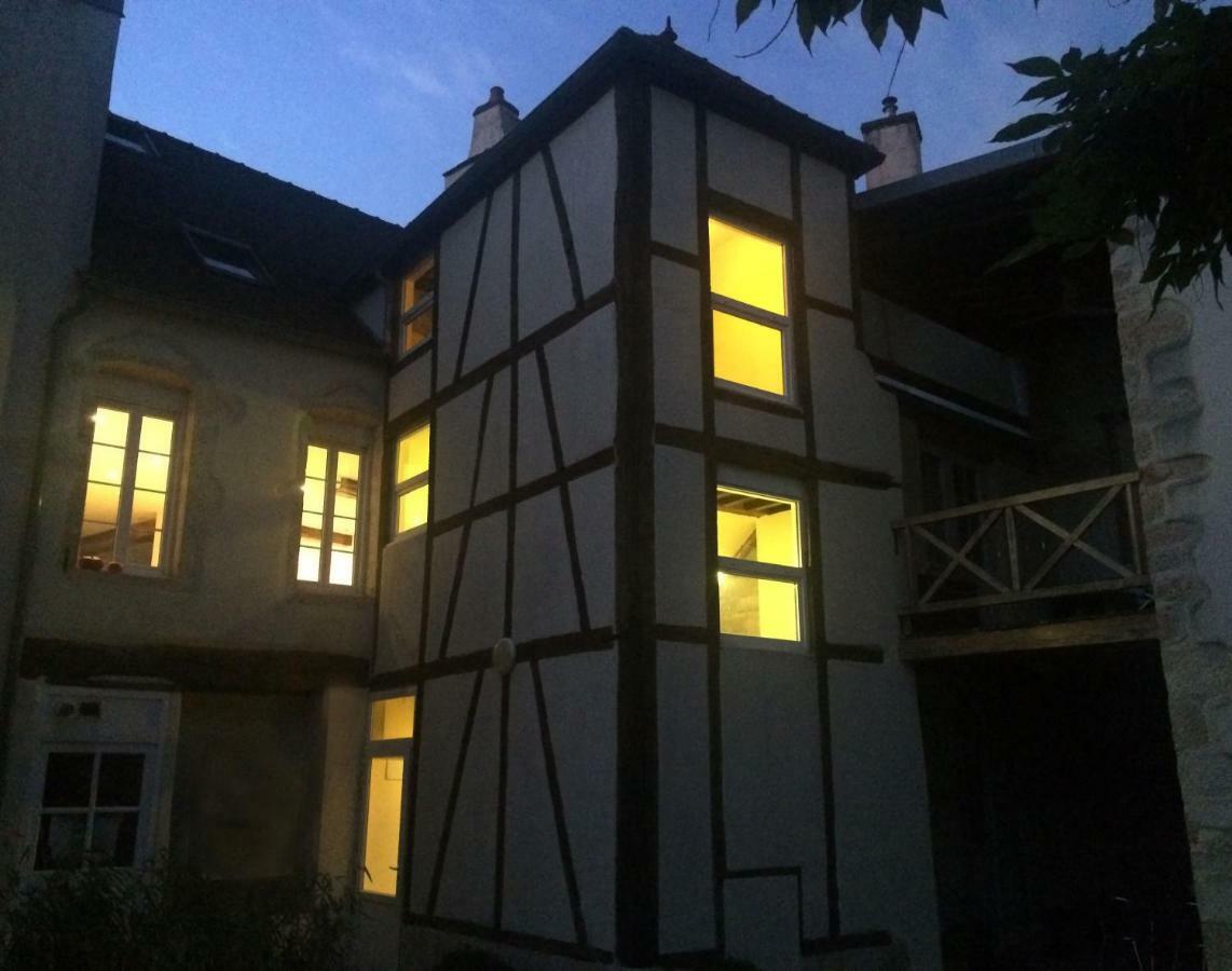 Bed and Breakfast Au Coeur De Nuits Экстерьер фото