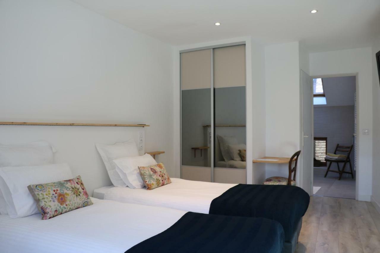 Bed and Breakfast Au Coeur De Nuits Экстерьер фото