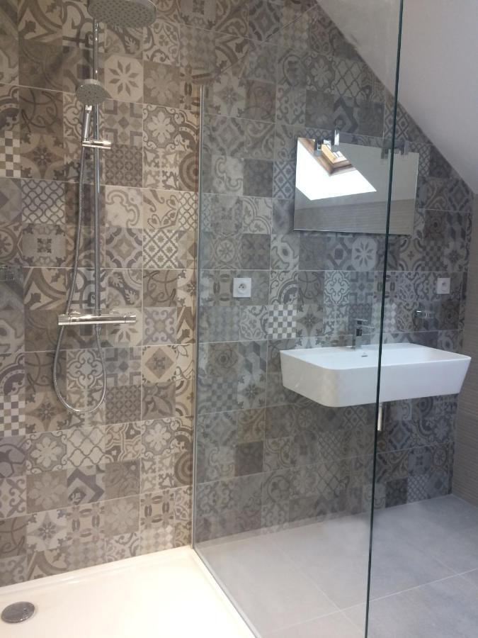 Bed and Breakfast Au Coeur De Nuits Номер фото
